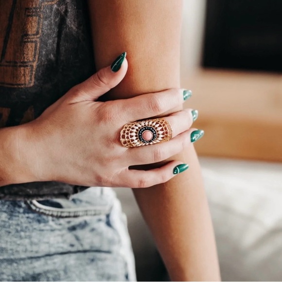 Victoria Emerson Gracie Gold Medallion Ring NWT. - Picture 4 of 6